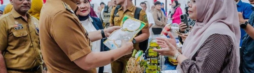 Pelaku Usaha Lokal dan Konsumen